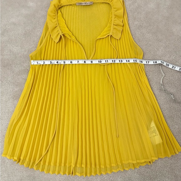 Pennyblack pleated yellow tank top with separate lining - Picture 7 of 14